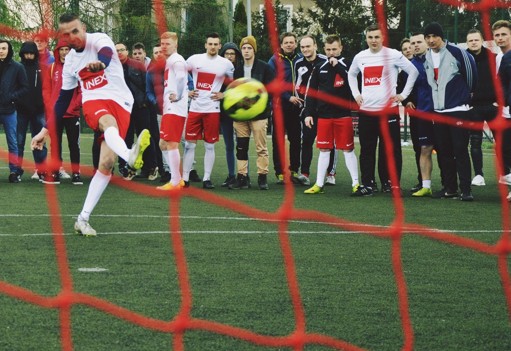 Obroniony karny i wybuch radości piłkarzy INEX-u [FOTORELACJA]