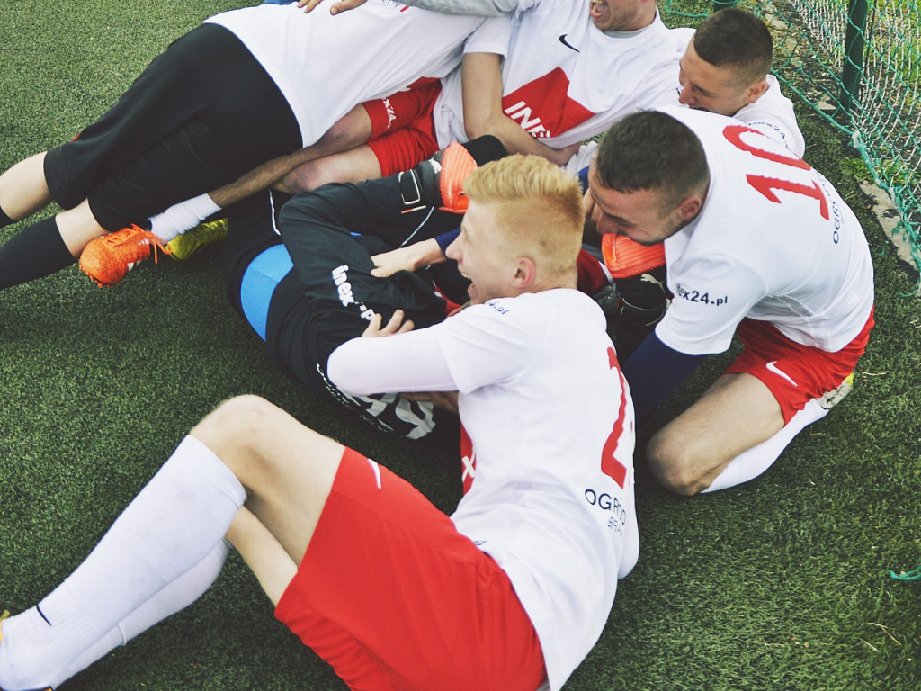 Obroniony karny i wybuch radości piłkarzy INEX-u [FOTORELACJA]