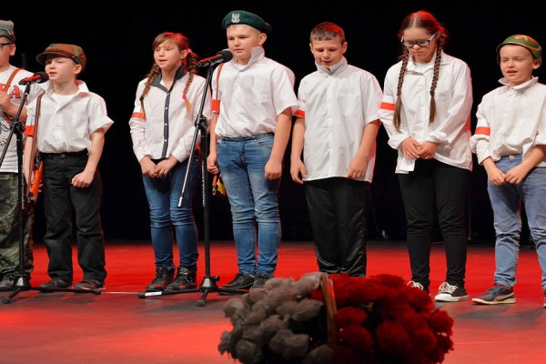 Z piosenką patriotyczną na ustach [FOTORELACJA]