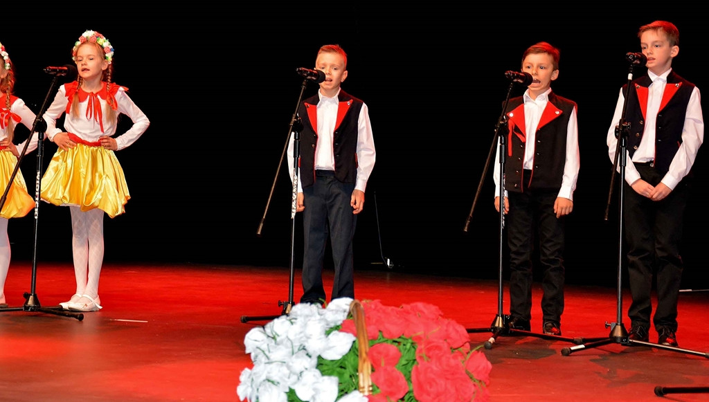 Z piosenką patriotyczną na ustach [FOTORELACJA]