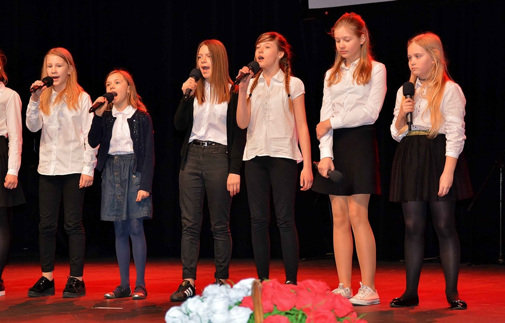 Z piosenką patriotyczną na ustach [FOTORELACJA]