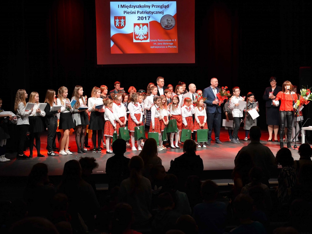 Z piosenką patriotyczną na ustach [FOTORELACJA]