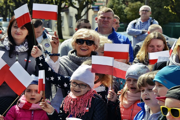 Piękne są nasze barwy ojczyste