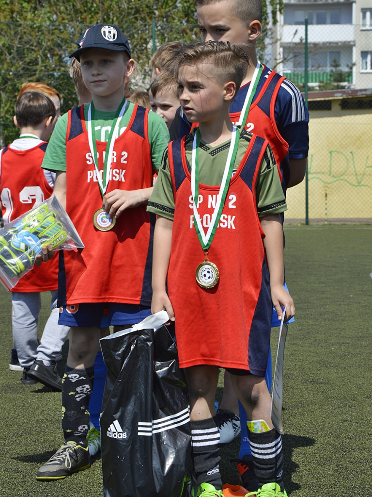 Były gole, emocje i głośny doping [FOTORELACJA Z ORLIKA]