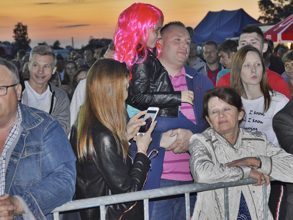 Baboszewianie bawili się przy przebojach Czerwonych Gitar [FOTORELACJA]