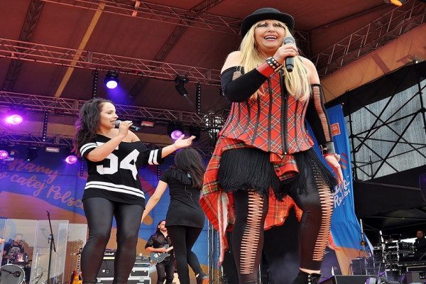 Polka Dziadek rozbrzmiała na początek wakacji w Płońsku [FOTORELACJA]