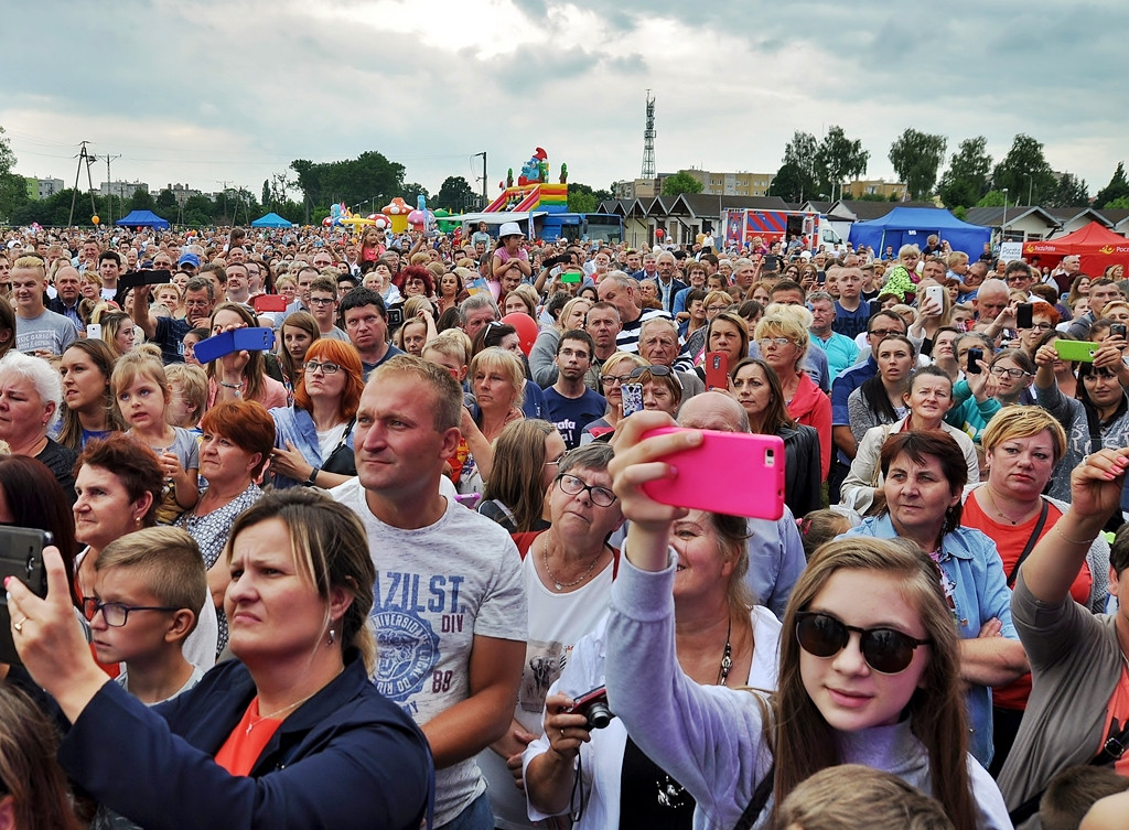 Polka Dziadek rozbrzmiała na początek wakacji w Płońsku [FOTORELACJA]