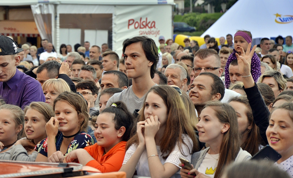 Polka Dziadek rozbrzmiała na początek wakacji w Płońsku [FOTORELACJA]