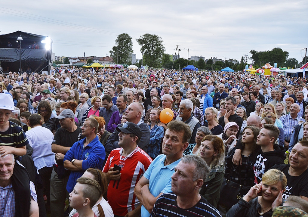 Polka Dziadek rozbrzmiała na początek wakacji w Płońsku [FOTORELACJA]