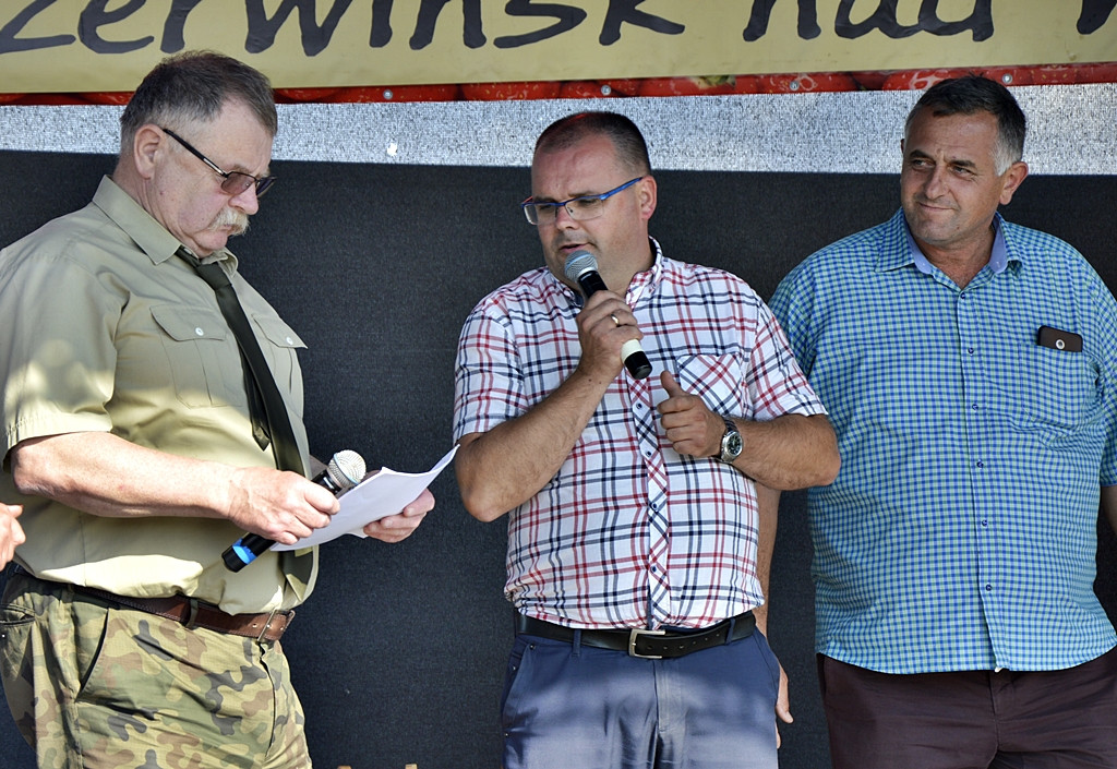 Wianki na Wiśle, truskawkowe przepisy i zawody drwali, czyli jak się bawiła gmina Czerwińsk [FOTORELACJA]