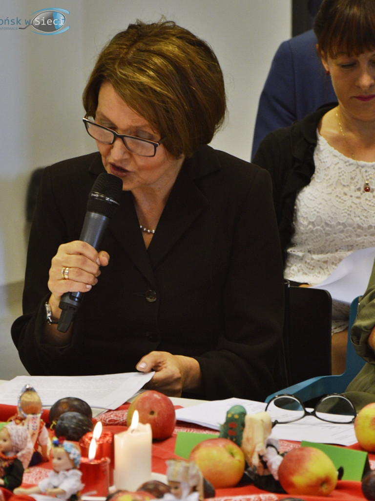 Cóż tam, panie, w polityce? Chińcyki trzymają się mocno!? Płońszczanie przy weselnym stole [FOTORELACJA]