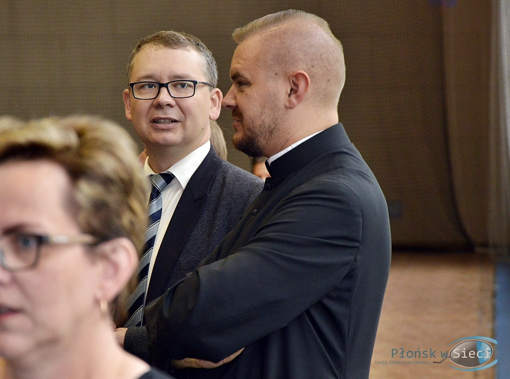 Wiekowy jubileusz pierwszej szkoły średniej w Płońsku [FOTORELACJA]