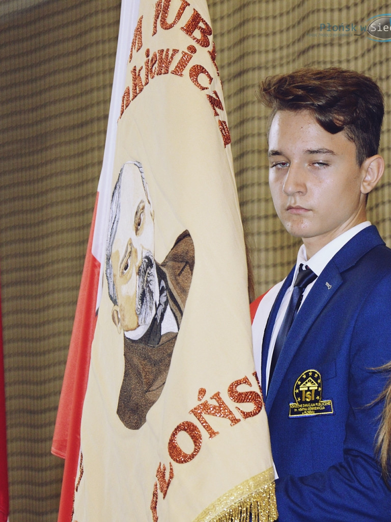 Wiekowy jubileusz pierwszej szkoły średniej w Płońsku [FOTORELACJA]