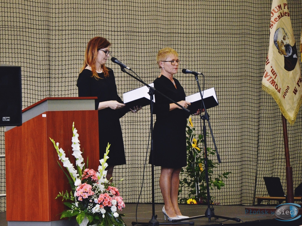 Wiekowy jubileusz pierwszej szkoły średniej w Płońsku [FOTORELACJA]