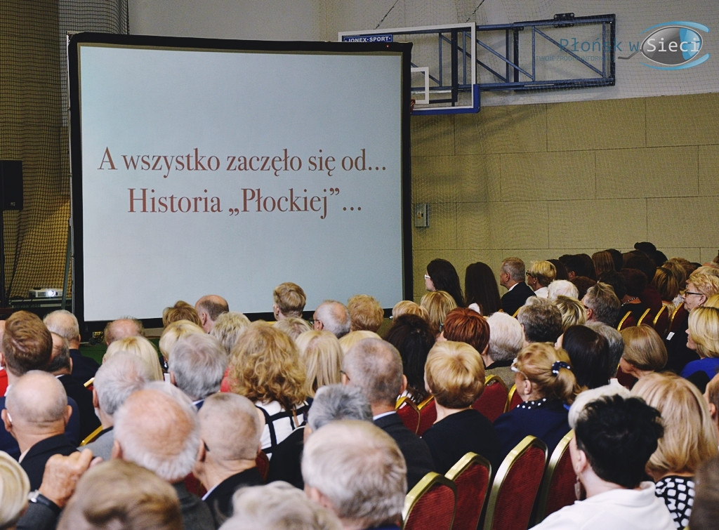 Wiekowy jubileusz pierwszej szkoły średniej w Płońsku [FOTORELACJA]