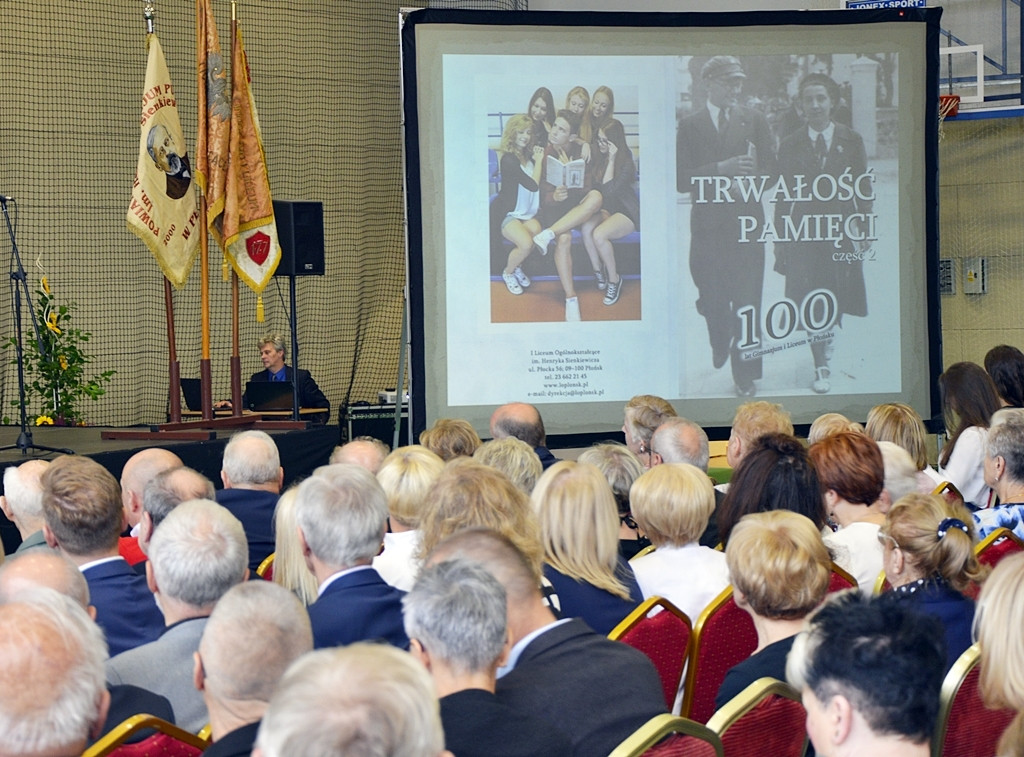 Wiekowy jubileusz pierwszej szkoły średniej w Płońsku [FOTORELACJA]