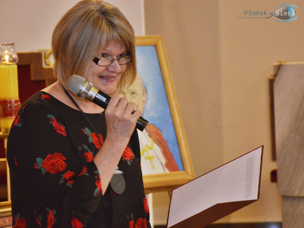 Szkolny hołd dla wielkiego patrona [FOTORELACJA]