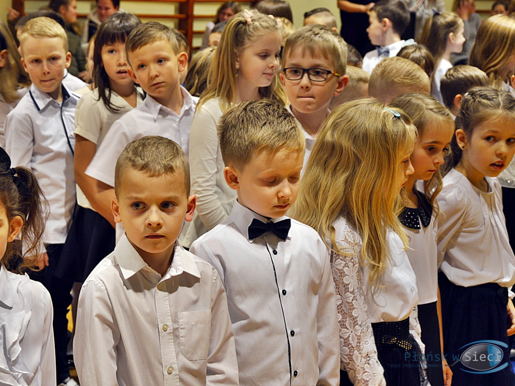 Pasowanie pierwszaków w czwórce [W OBIEKTYWIE PwS]