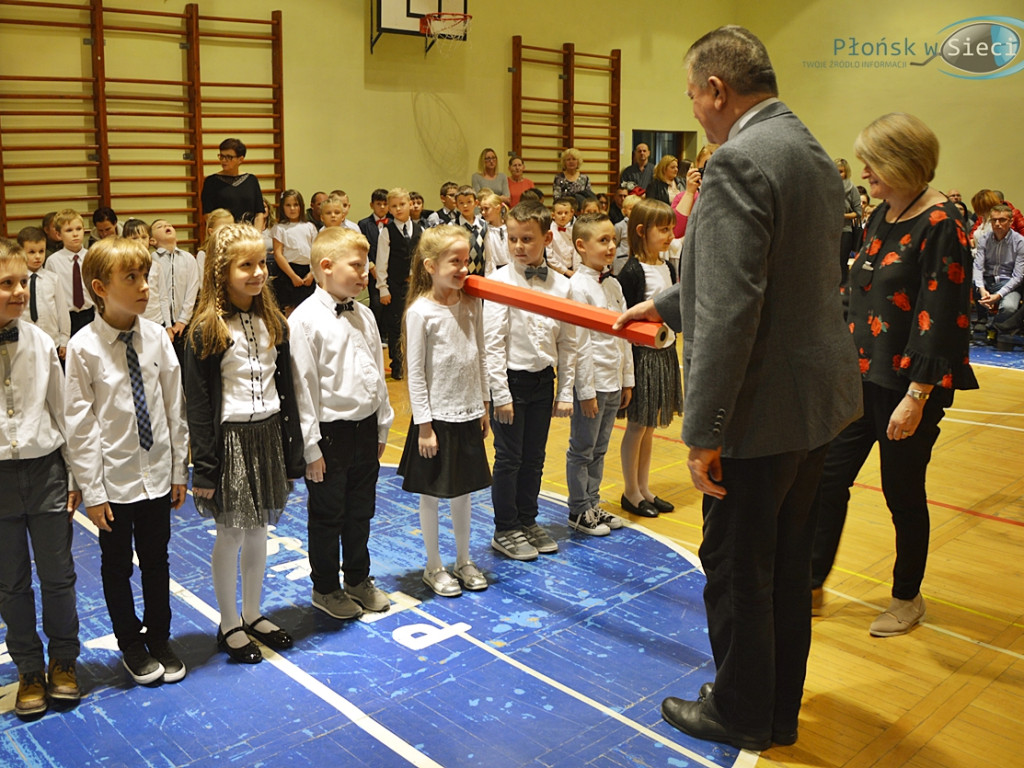 Pasowanie pierwszaków w czwórce [W OBIEKTYWIE PwS]