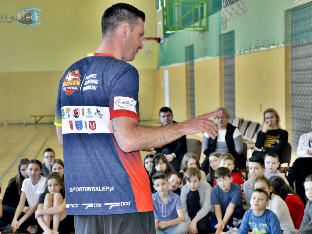 Wiara w siebie procentuje w sporcie. Kadziewicz i Kaczor w Siedlinie. Projekt Akademia Siatkówki w gminie Płońsk [FOTORELACJA]