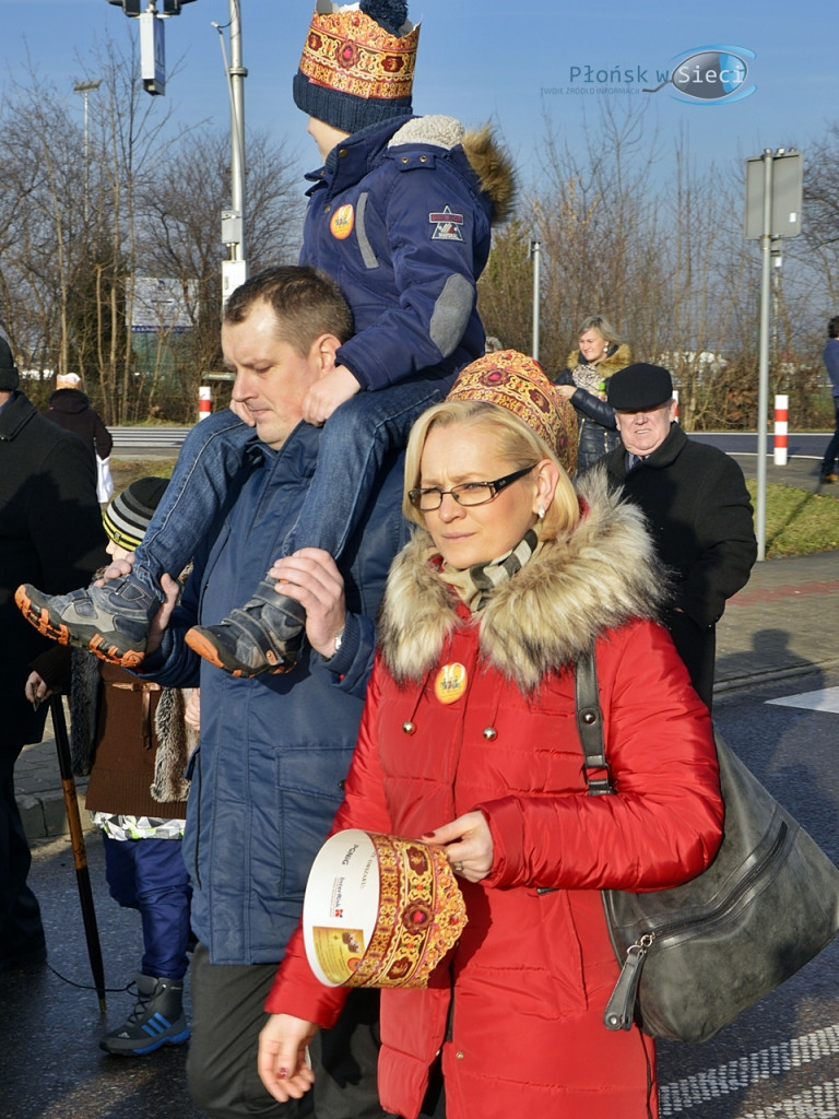 Przemierzali drogę do nowo narodzonego Jezusa ciągnikami [FOTORELACJA]