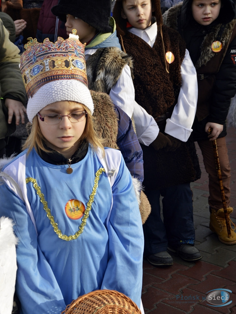 Przemierzali drogę do nowo narodzonego Jezusa ciągnikami [FOTORELACJA]