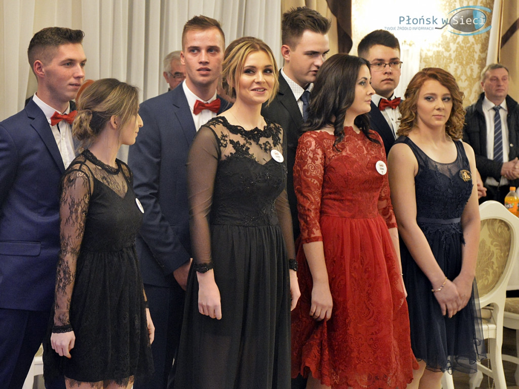 Noc pożegnania z dzieciństwem, a powitania dorosłego życia [FOTORELACJA]