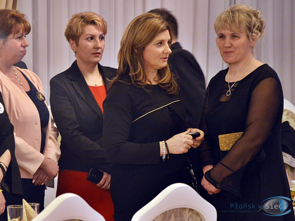 Noc pożegnania z dzieciństwem, a powitania dorosłego życia [FOTORELACJA]