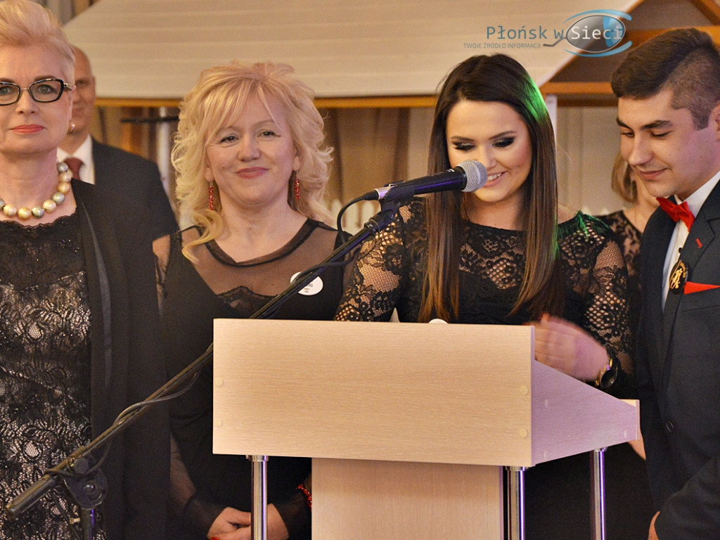 Noc pożegnania z dzieciństwem, a powitania dorosłego życia [FOTORELACJA]