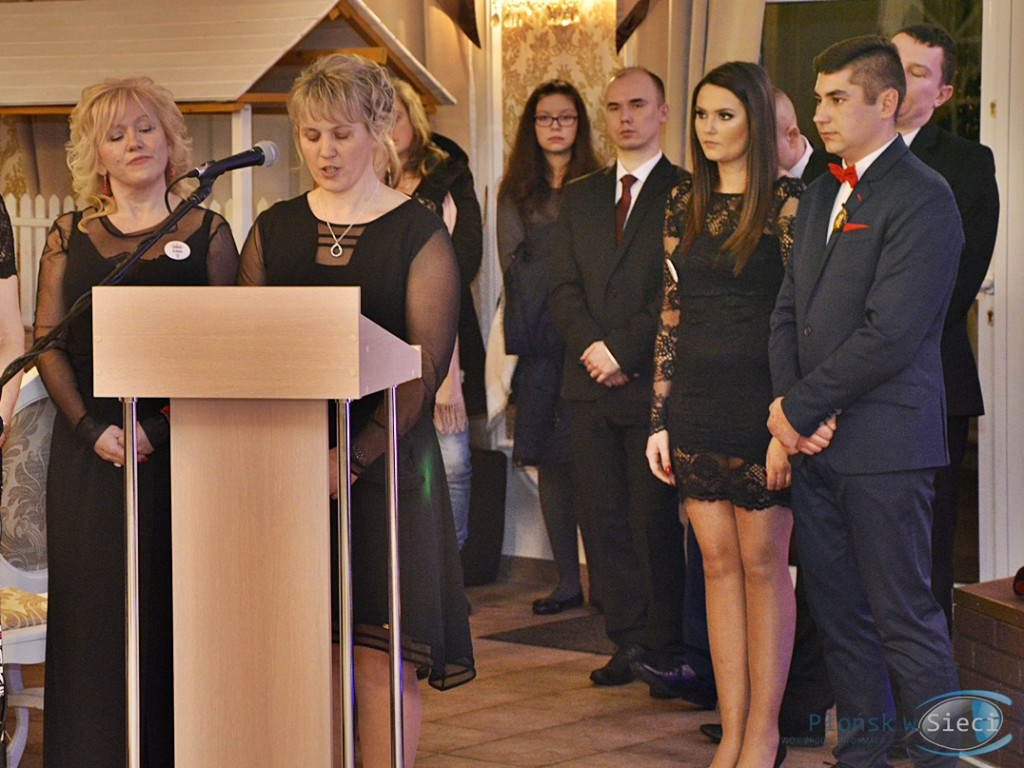 Noc pożegnania z dzieciństwem, a powitania dorosłego życia [FOTORELACJA]