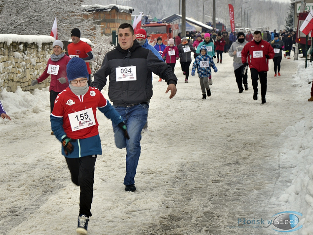 Ruszyli biegiem na pomoc, pomni powstańczej historii [FOTORELACJA]