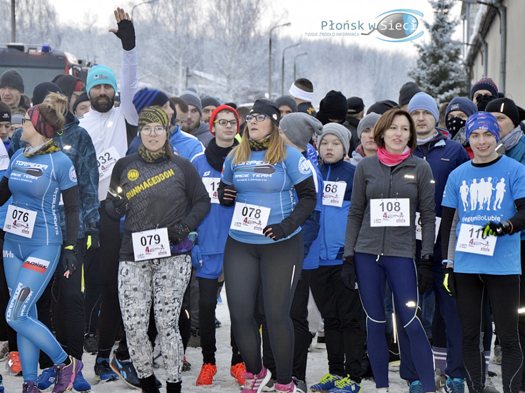 Ruszyli biegiem na pomoc, pomni powstańczej historii [FOTORELACJA]