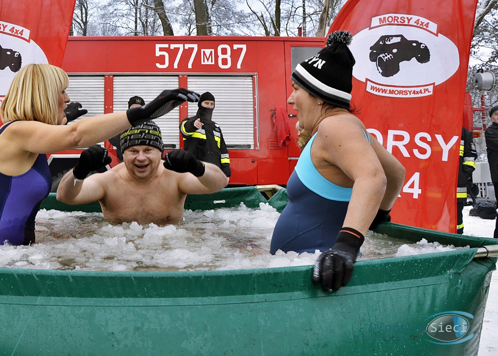 Ruszyli biegiem na pomoc, pomni powstańczej historii [FOTORELACJA]