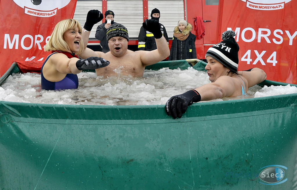Ruszyli biegiem na pomoc, pomni powstańczej historii [FOTORELACJA]