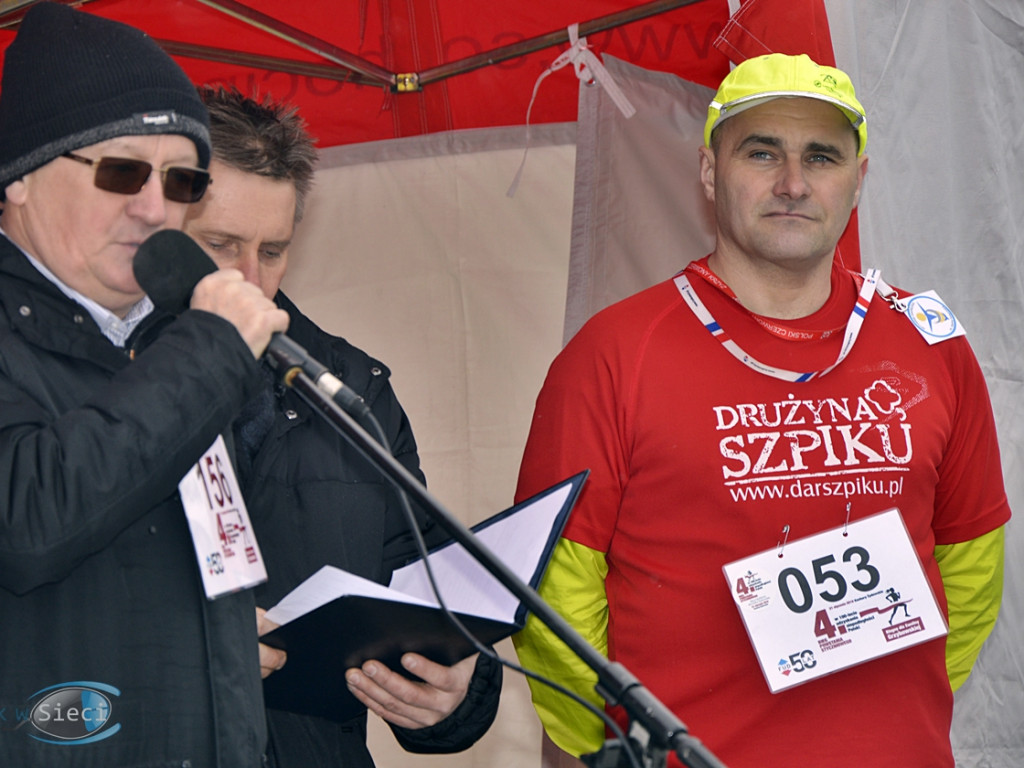 Ruszyli biegiem na pomoc, pomni powstańczej historii [FOTORELACJA]