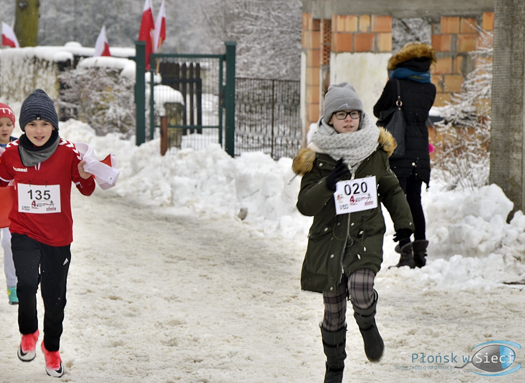Ruszyli biegiem na pomoc, pomni powstańczej historii [FOTORELACJA]