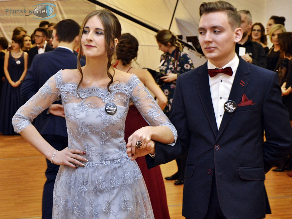 Studniówkowe balowanie maturzystów od Rutkowskiego!