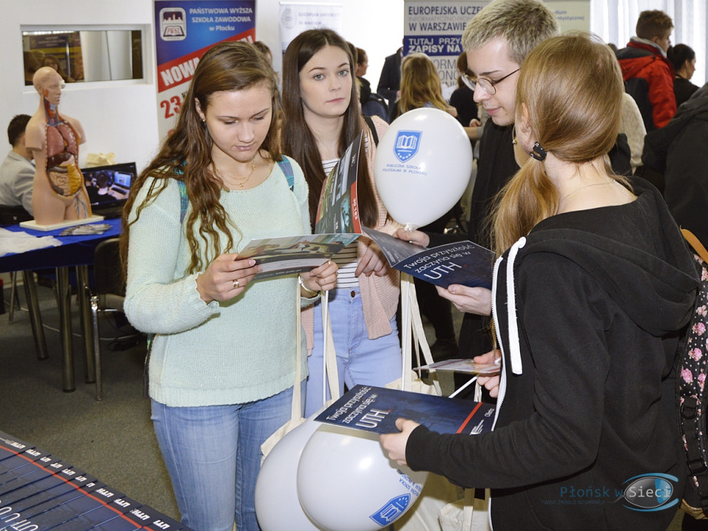 Targi edukacyjne impulsem do znalezienia najlepszej drogi rozwoju [FOTORELACJA]