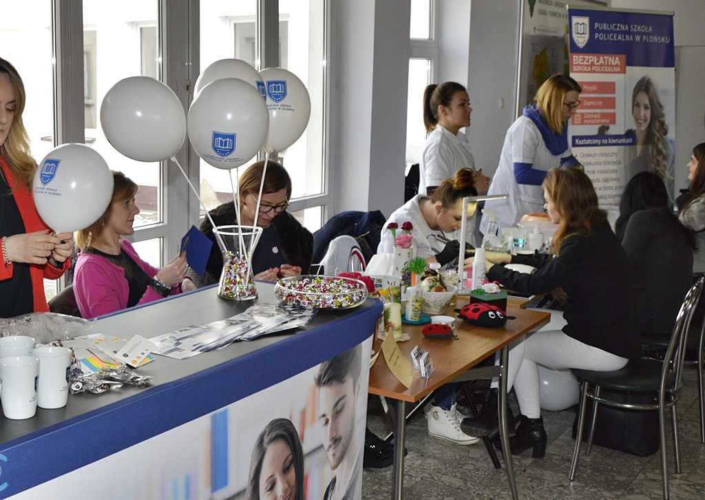 Targi edukacyjne impulsem do znalezienia najlepszej drogi rozwoju [FOTORELACJA]
