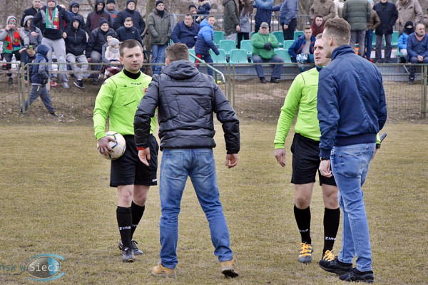 Sędzia wypaczył wynik meczu Sony ze Żbikiem [FOTORELACJA]