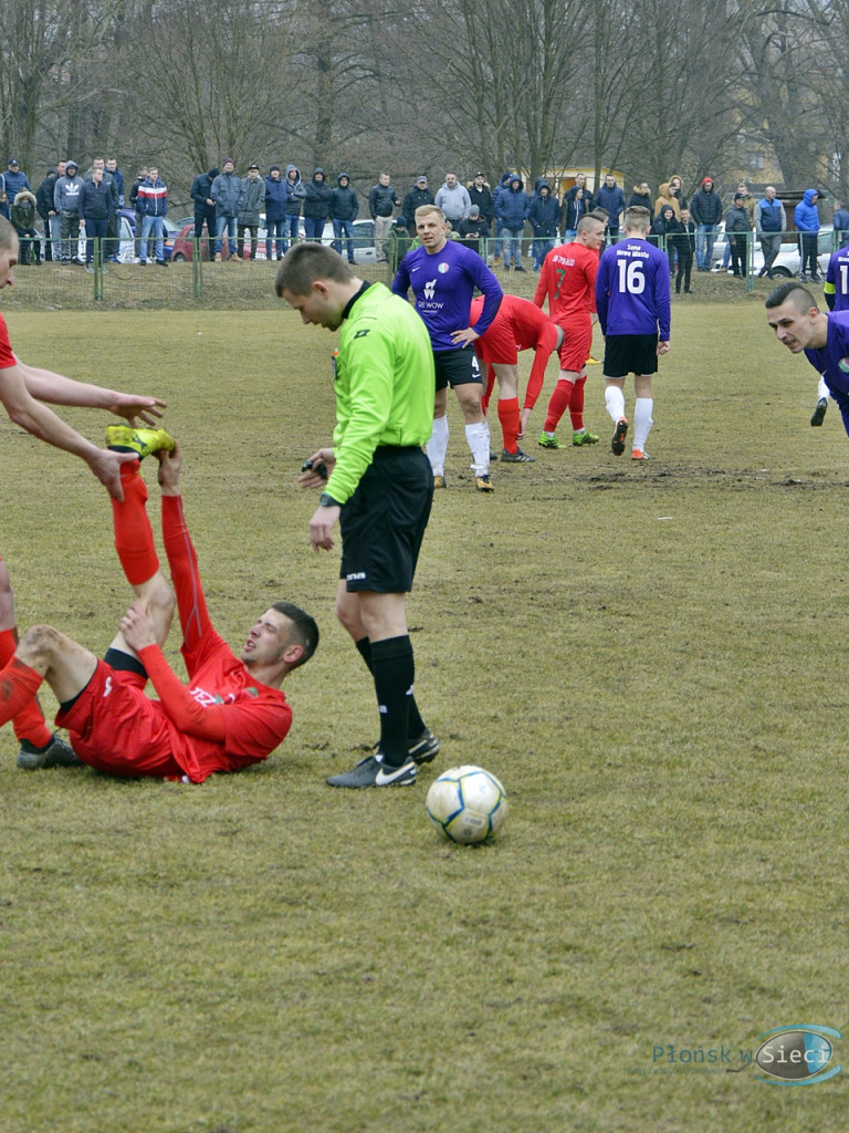 Sędzia wypaczył wynik meczu Sony ze Żbikiem [FOTORELACJA]
