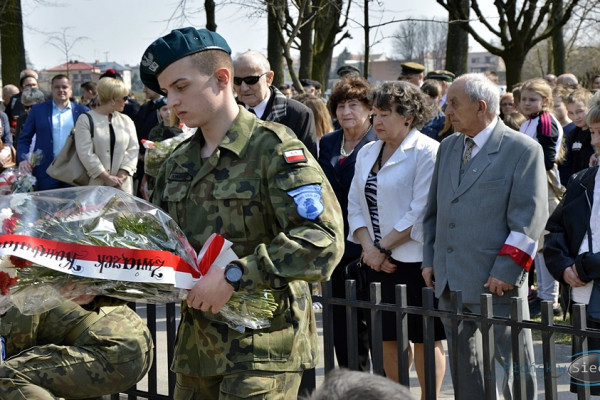 Katyń 1940, Smoleńsk 2010 - rocznicowe obchody w Płońsku [FOTORELACJA]