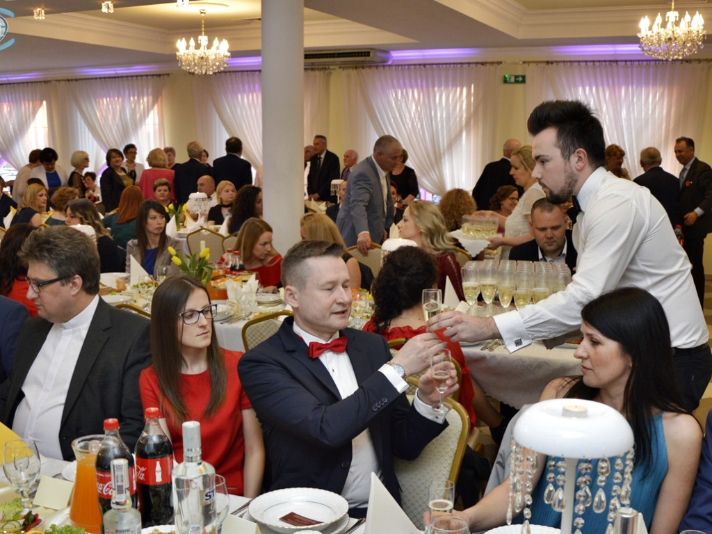 Wspomnienia wiecznie żywe. Jubileusz liceum w Nowym Mieście
