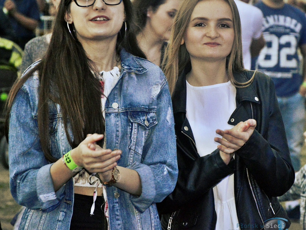 Majówka w Raciążu z przebojami Bayer Full [FOTORELACJA]