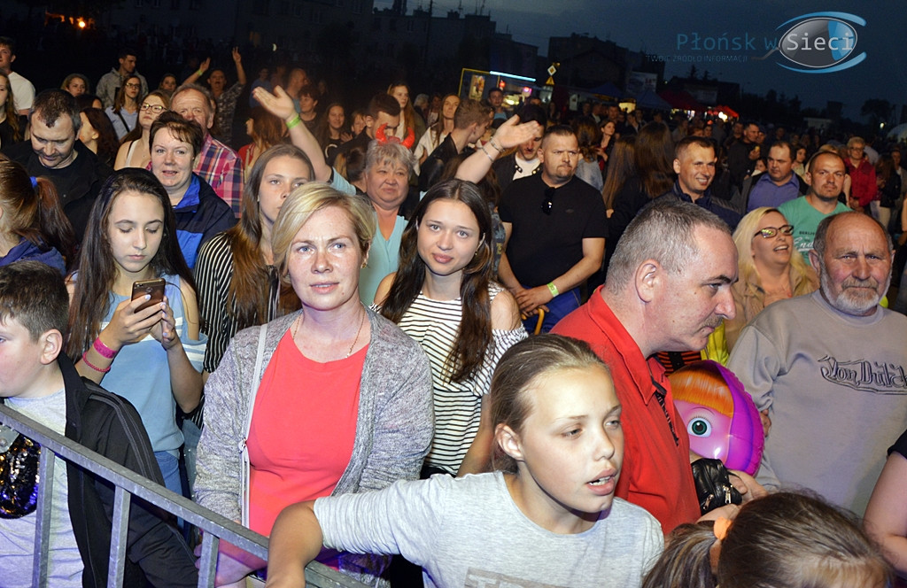 Majówka w Raciążu z przebojami Bayer Full [FOTORELACJA]