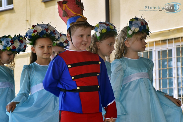 Śpiewali i tańczyli na cześć Niepodległej Polski [FOTORELACJA]