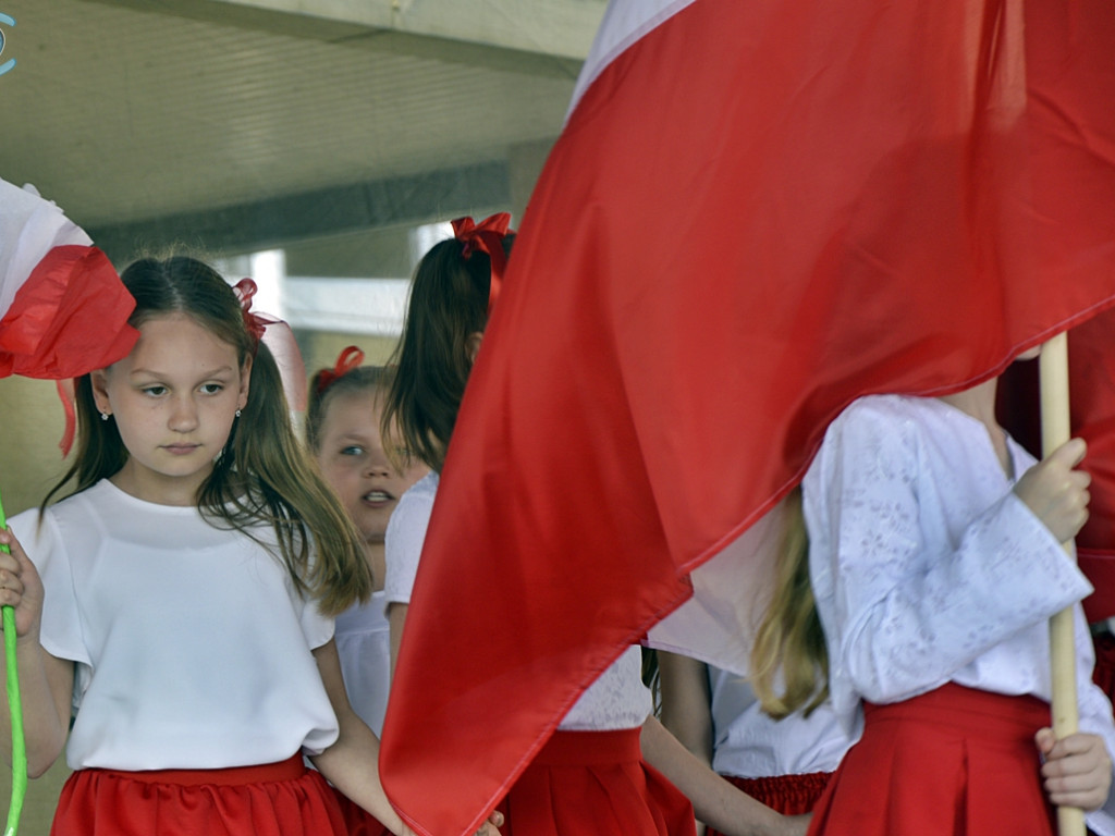 Śpiewali i tańczyli na cześć Niepodległej Polski [FOTORELACJA]