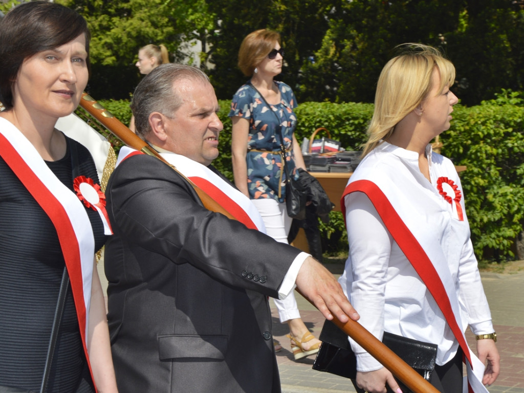 Niech się święci 3 maja! Polska przypomina nieco drużynę piłkarską... [FOTORELACJA]