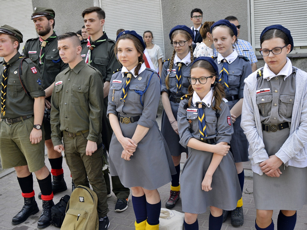 Niech się święci 3 maja! Polska przypomina nieco drużynę piłkarską... [FOTORELACJA]