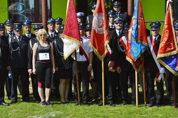 Dwie syreny, serca bicie OSP to jest ich życie. Trzeciomajowy bieg w Kownatach [FOTORELACJA]
